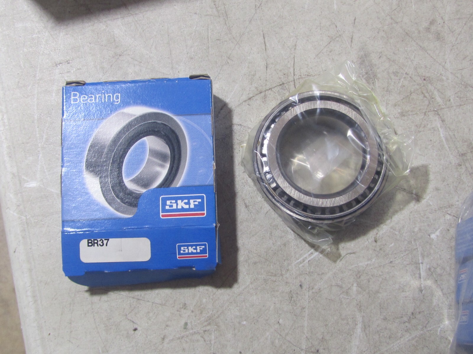 NEW SKF BR37 Bearing Assembly LM603011 & LM603049