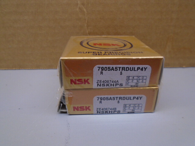 New old Stock NSK 7905A5TRDULP4Y Bearing set N137