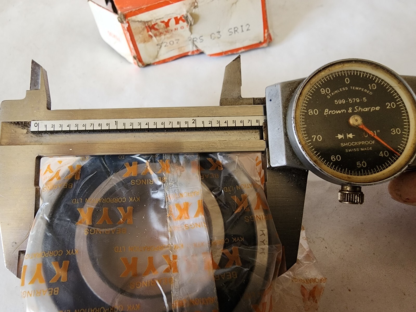 KYK 5207 2RS C3 SR12 Double Row Angular Contact Ball Bearing