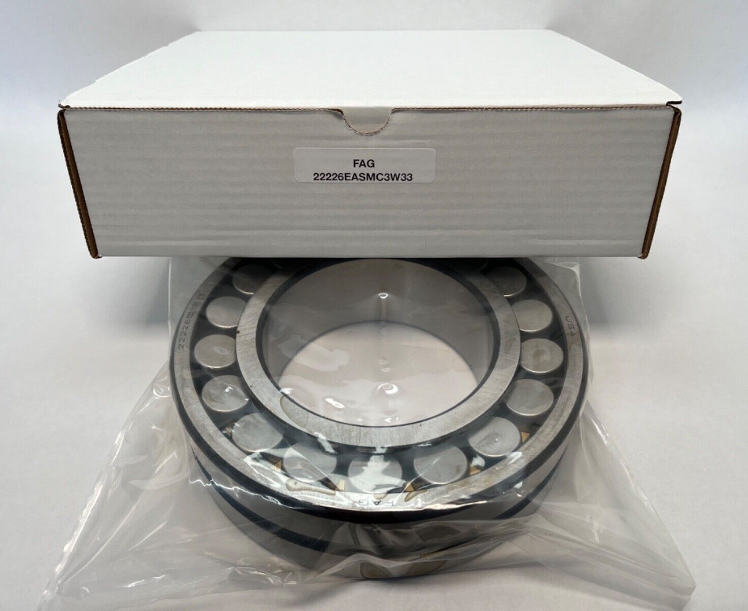 FAG 22226EAS.M.C3 Bearing 22226-EAS-M-C3-W33 22226E MB 130x230x64 mm