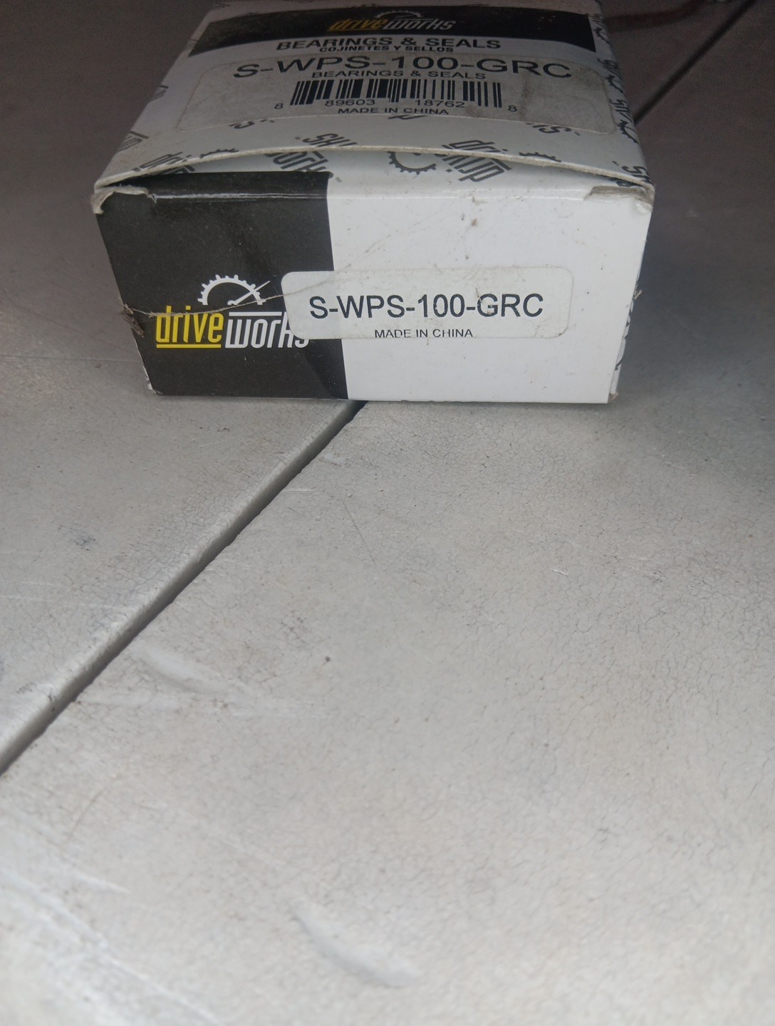 Drive Works S-WPS-100-GRC Insert Bearing W/ Lock Collar, 2.0472″ OD X 1.00″ ID