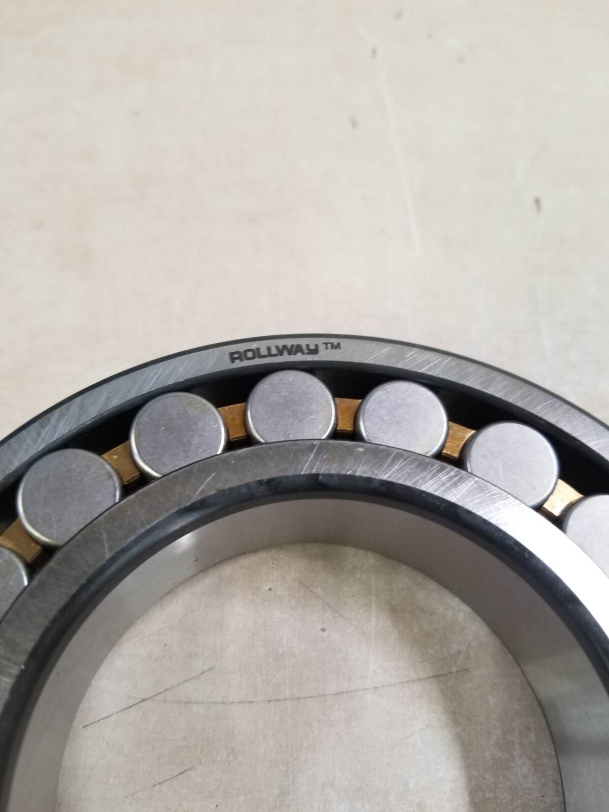 Rollway 2216GMEXC3W33 Bearing 2216-GMEX-C3-W33