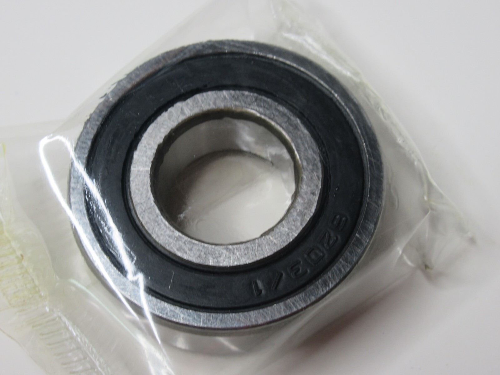 (NEW) SNR 6203.EEC3 J30 6203.EEC3 J30 Sealed Ball Bearing