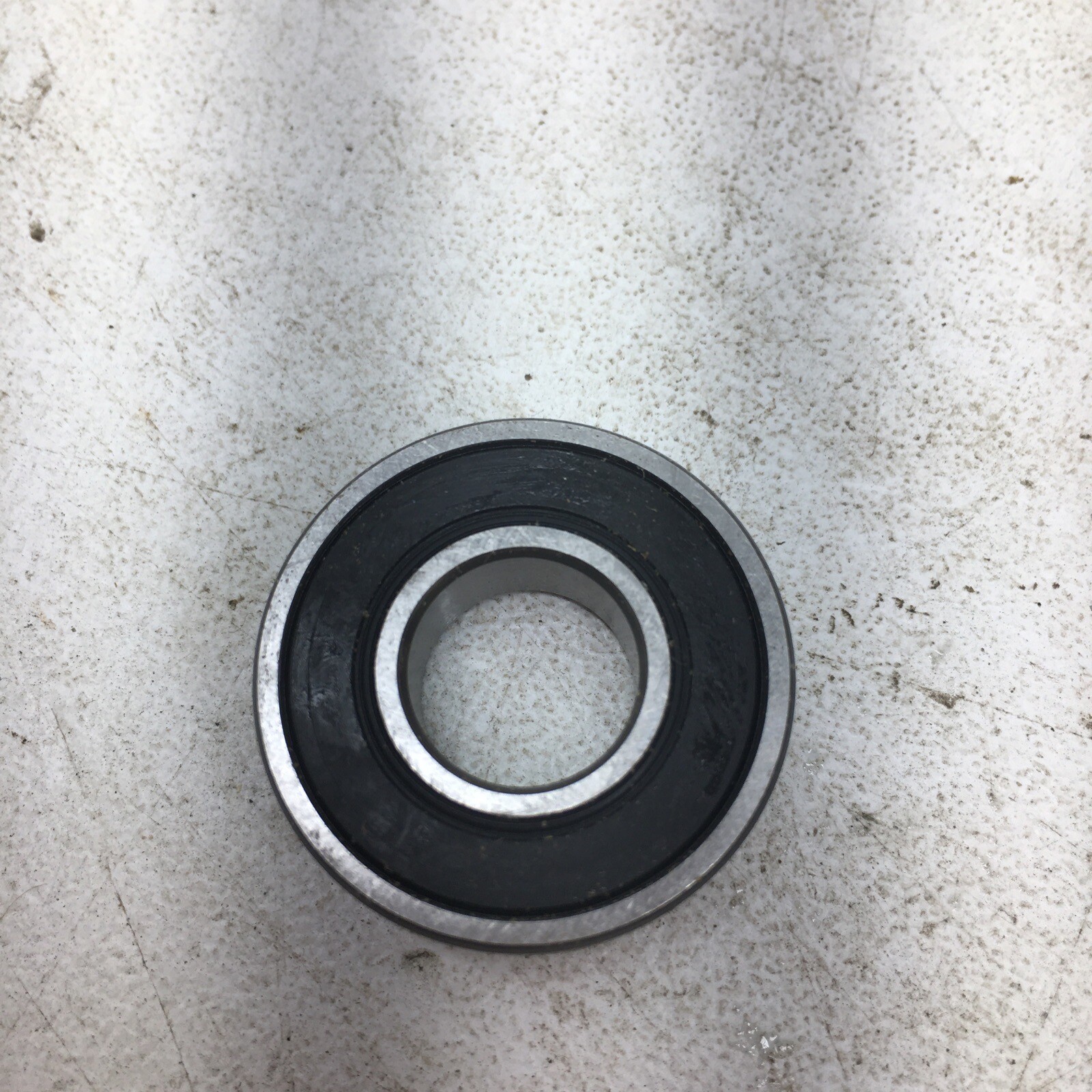 SKF 6001 2RSJEM Ball Bearing (New Old Stock)
