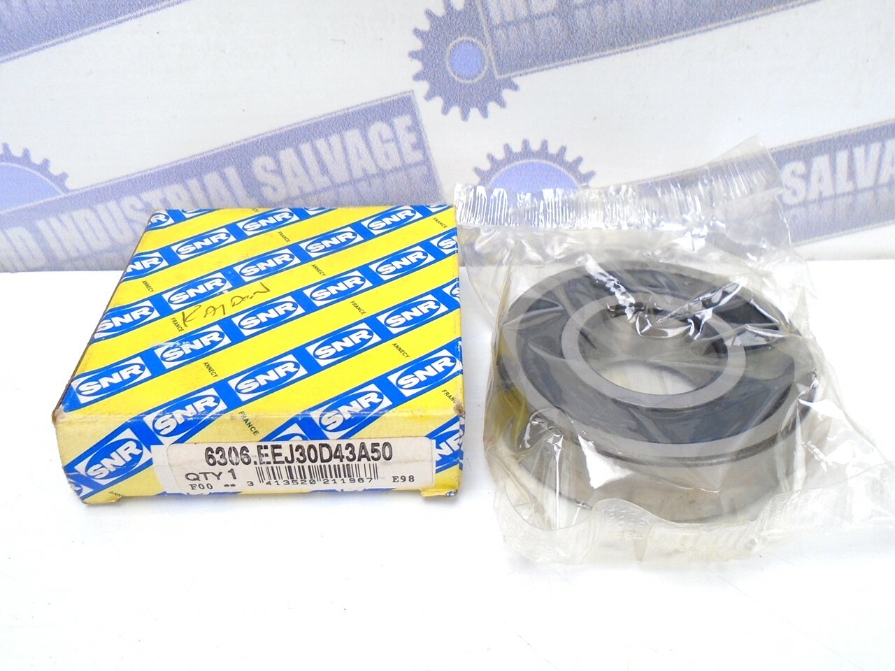 SNR – 6306 NR – SNR Sealed Deep Groove Bearing – 30 x 72 x 19mm (NEW IN BOX)
