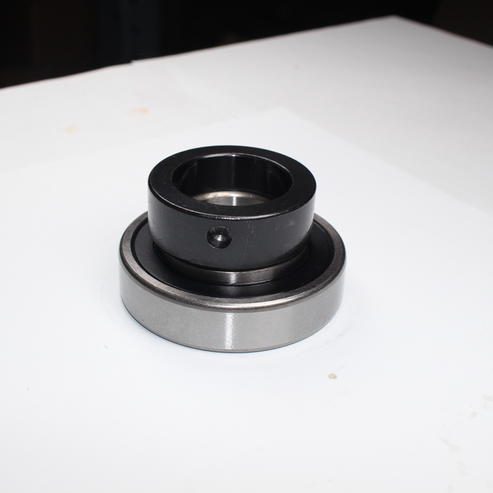 CSA207-22 Insert Bearing 1-3/8″ Bore Cylindrical OD Eccentric Locking Collar X10