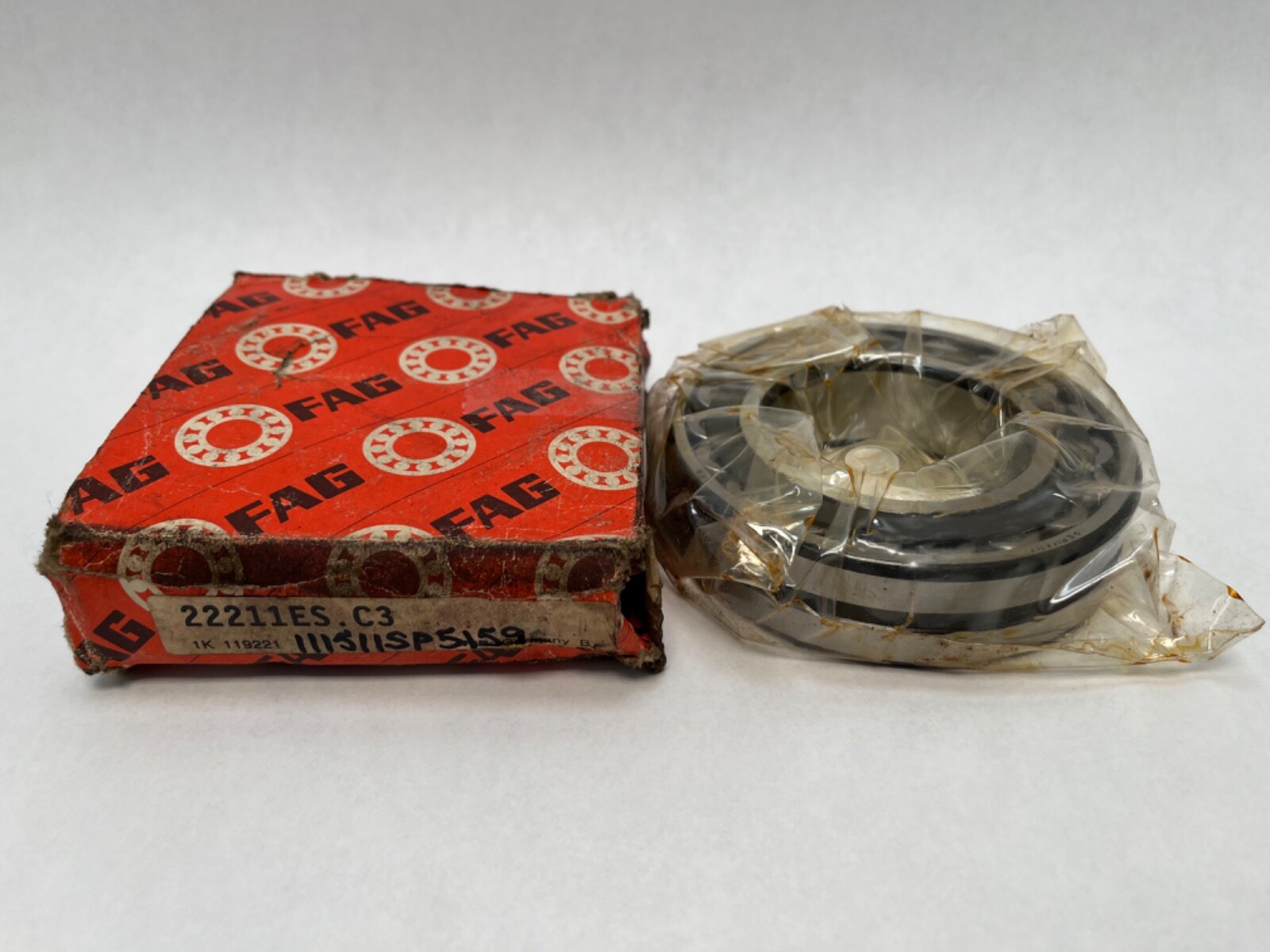 FAG 22211ES.C3 Spherical Bearing 55x100x25 mm 22211E 22211-ES-C3-W33 Germany