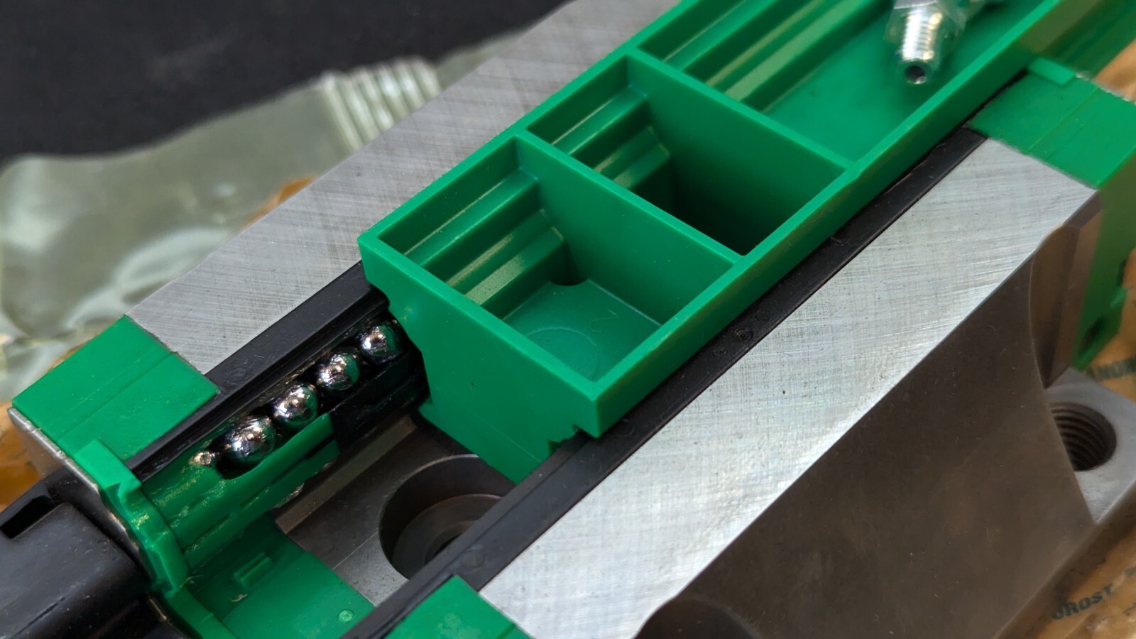 INA/Schaeffler Technologies KWVE35-B-V2 (97 x 02 mm) LINEAR PLAIN UNIT