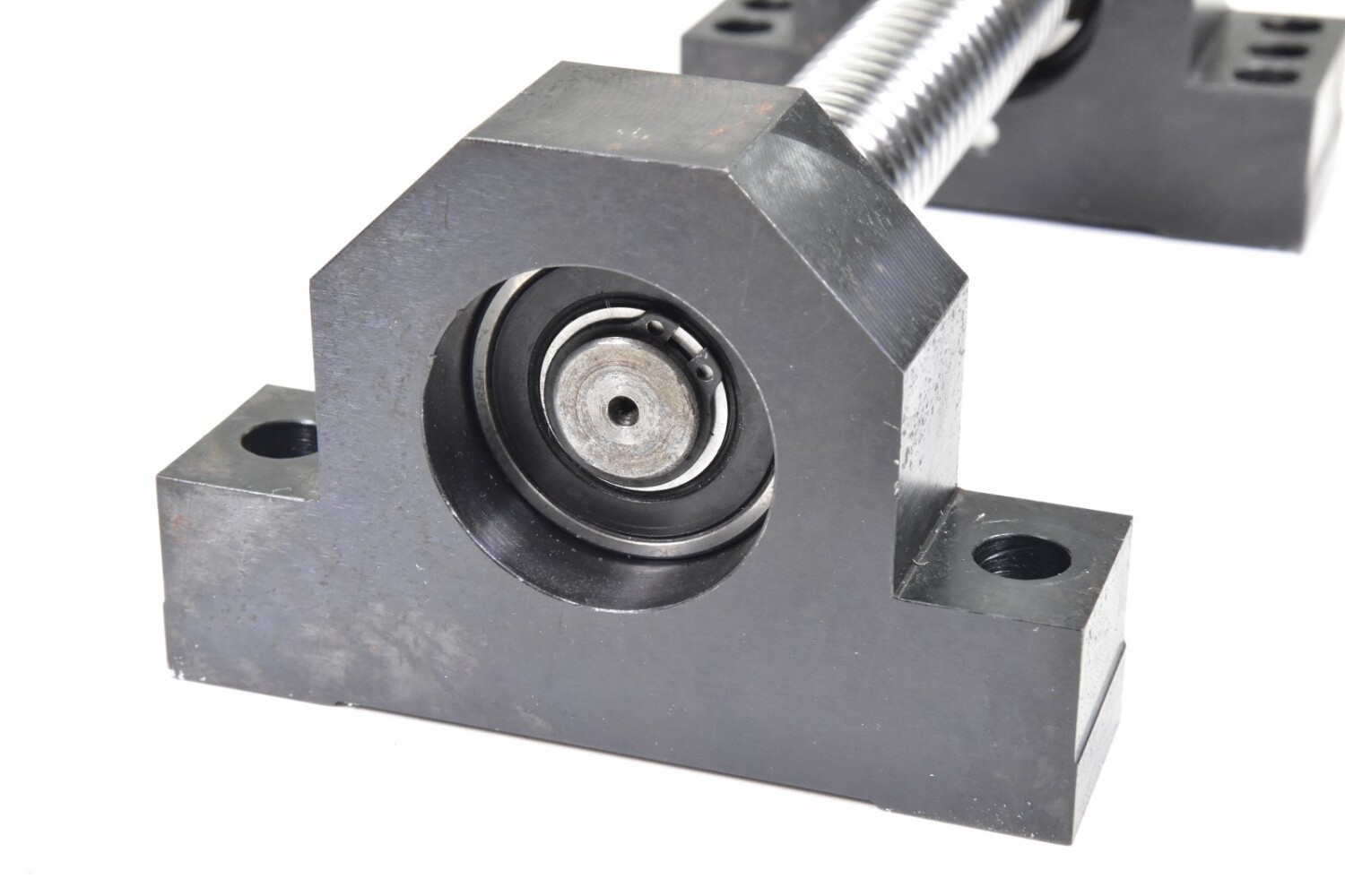 265×25, Lead screw with pillow block bearings