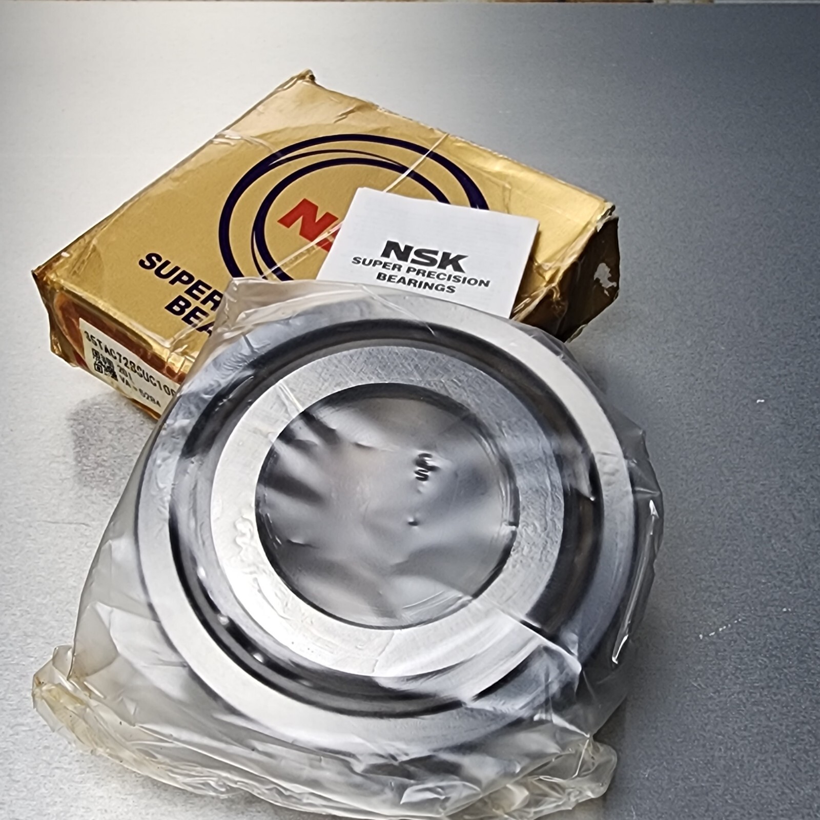 NSK 35TAC72BSUC10PN7B Super Precision Angular Contact Bearing Surplus