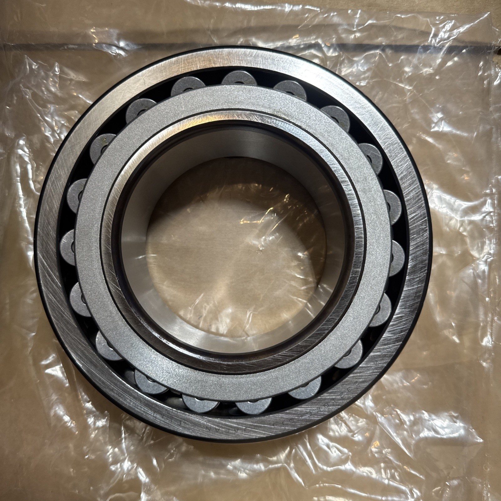 NSK 2321CE4S11 Spherical Roller Bearing New Open Box