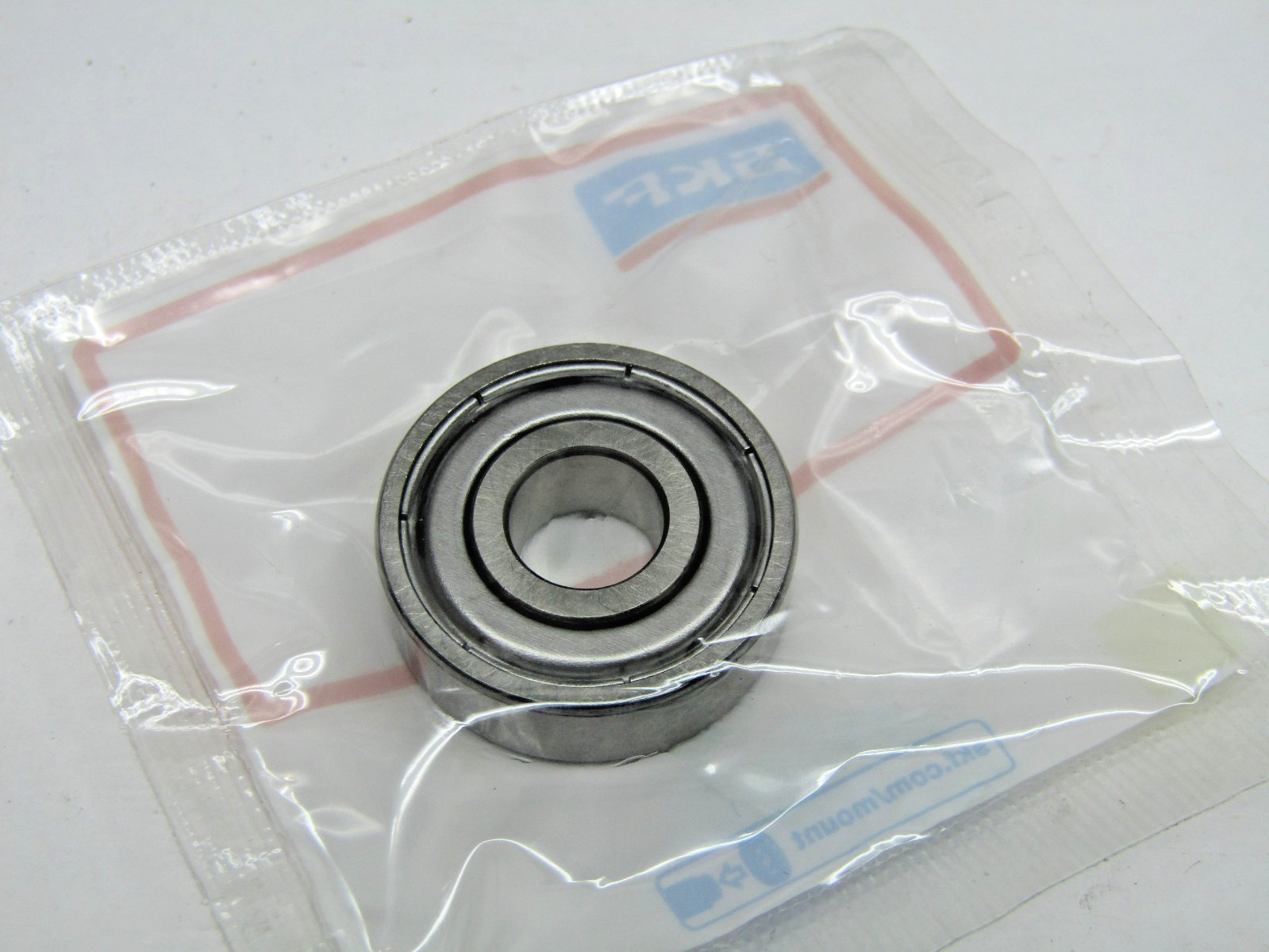 SKF 608-2Z JEM 8mm X 22mm X 7mm Shielded Bearing