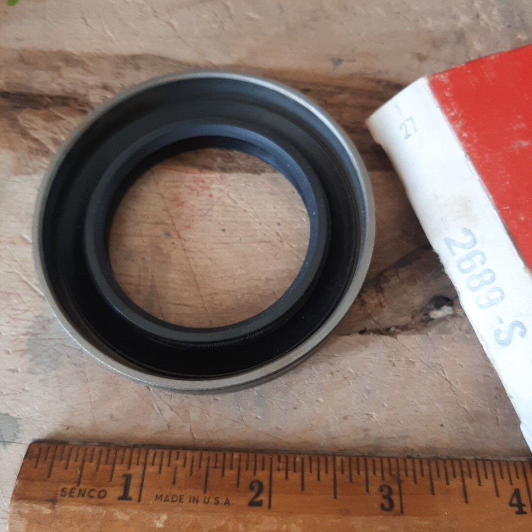 Wheel Seal National Oil Seals 2689-s MADE IN USA pto shaft