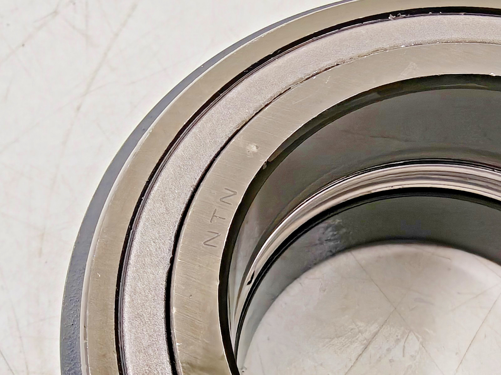 SL 04 5012 N NTN Double-Row Cylindrical Roller Bearing SL04 5012NR , NNF5012ADA