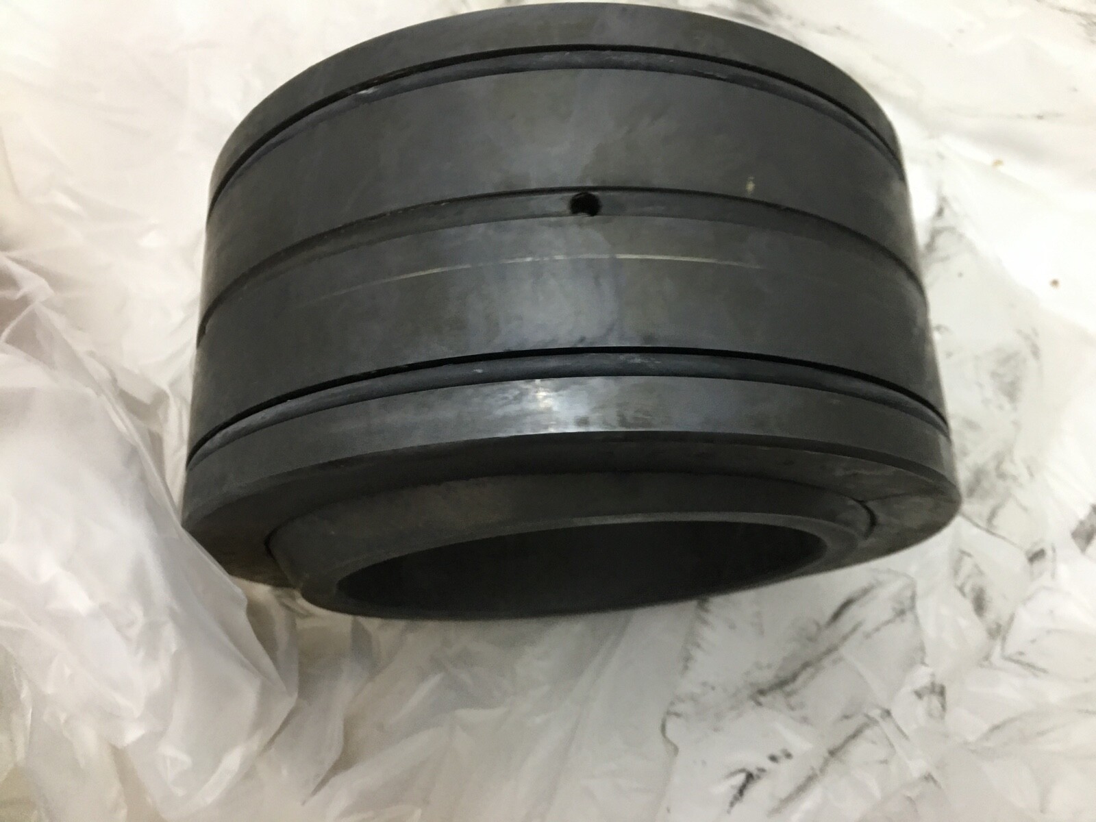 FAG GE-114ZO Spherical Plain Bearing 4-1/2x7x3-3/8″ – 3-15/16″ GE114ZO Germany