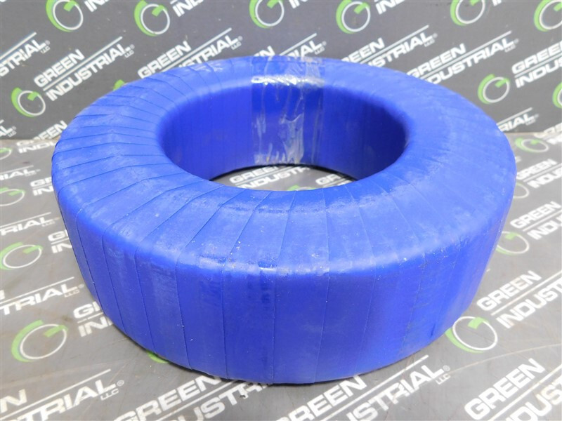 NEW NSK 22226EAKE4C3 Spherical Roller Bearing 130mm Bore 230mm Diameter 64mm W
