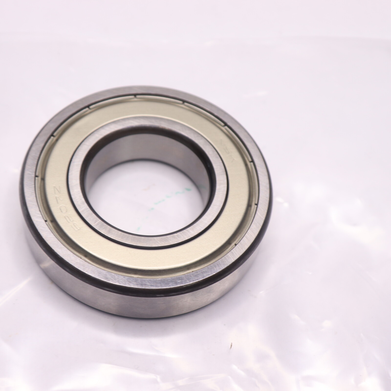 NSK Deep Groove Ball Bearing Alloy Steel 3440LBF Static LC 5778LBF Dynamic LC