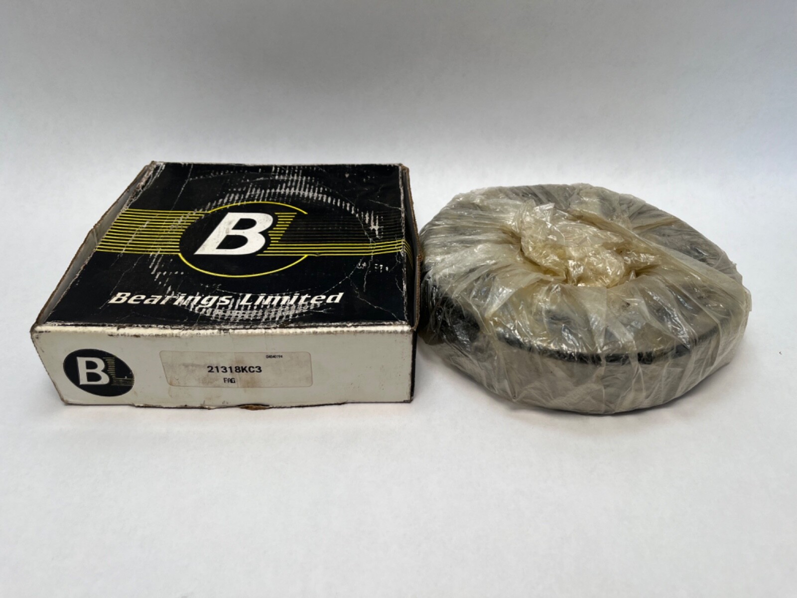FAG 21318K.C3 Spherical Bearing 90x190x43 mm 21318-K-C3 Germany