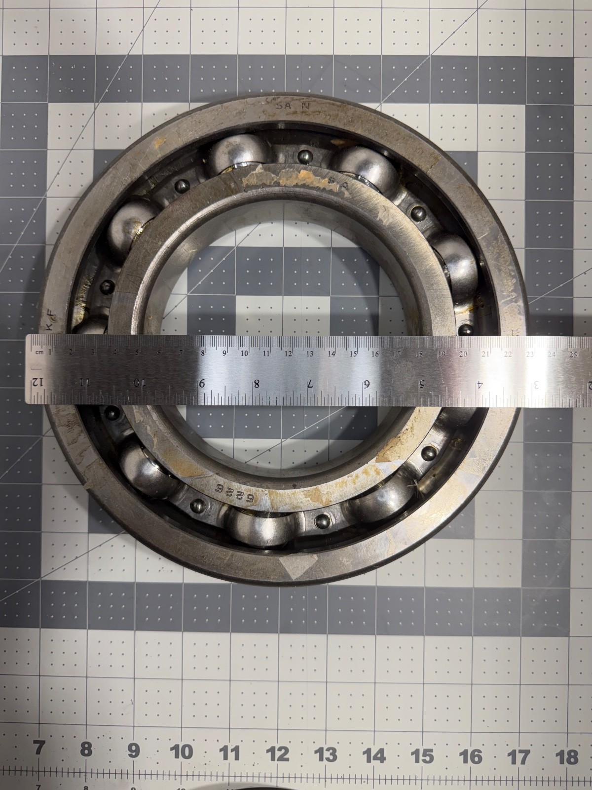 SKF 6226 – Single Row Deep Groove Ball Bearing – Made in USA – New Open Box
