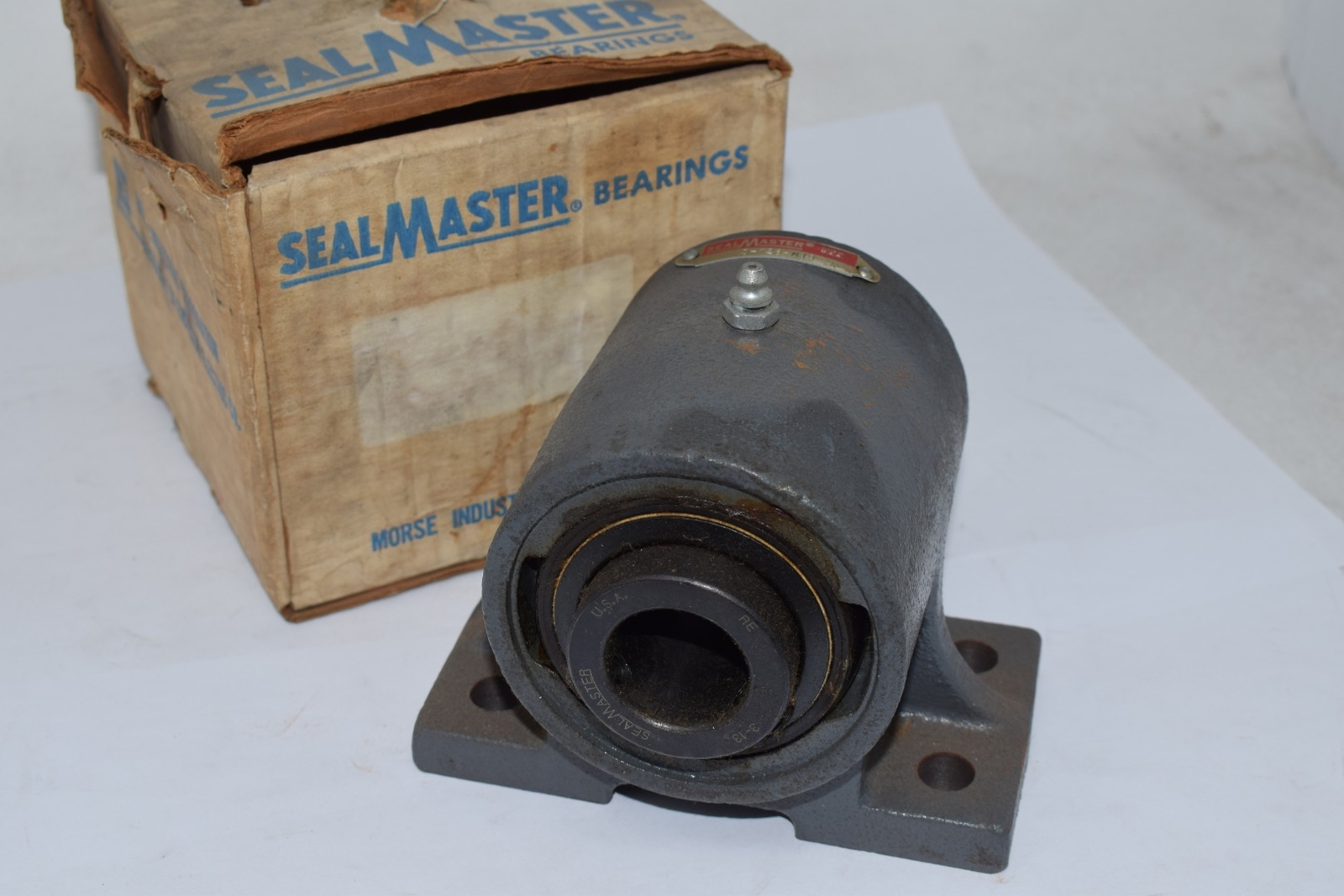 NEW Seal Master S-126-M19 Series Pillow Block, Bore: M19, Mounting Type: 4-Bolt