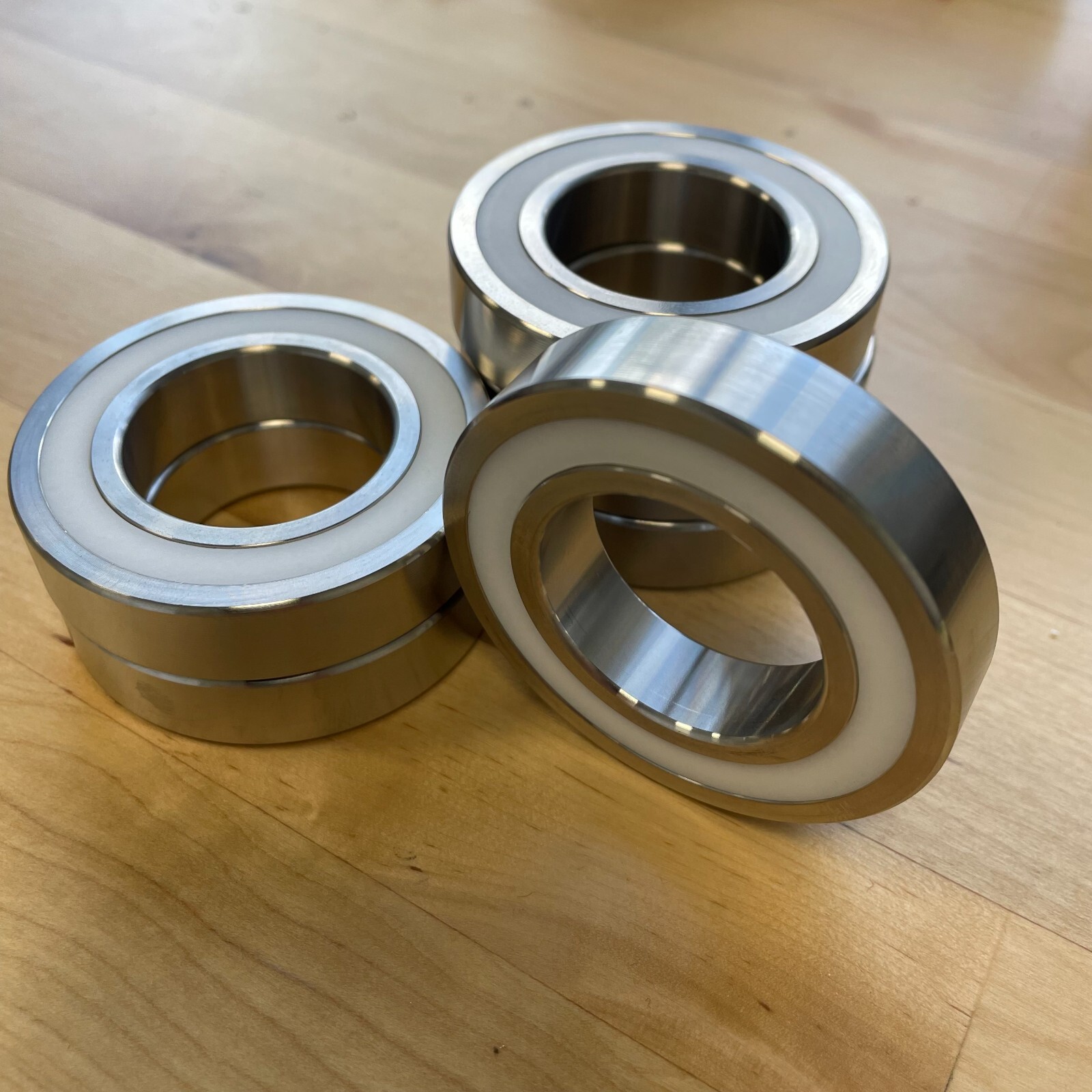 R20-2RS 316SS Stainless Deep Groove Ball Bearings