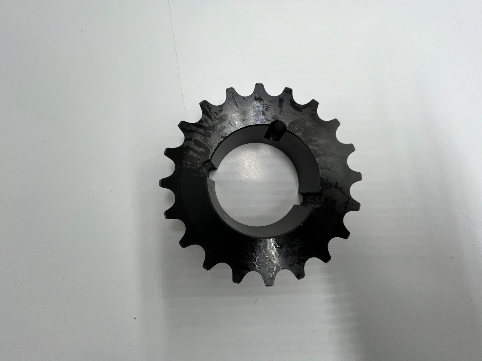 Tsubaki 6020TLF Bushing Bore Roller Chain Sprocket Taper Locking 60 / 3/4 in