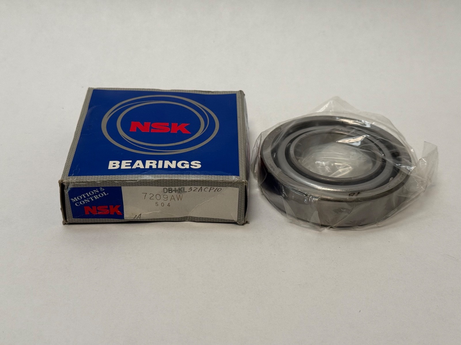 NSK 7209A Angular Contact Bearing 45x85x19 mm 7209E 7209AW 7209ACD