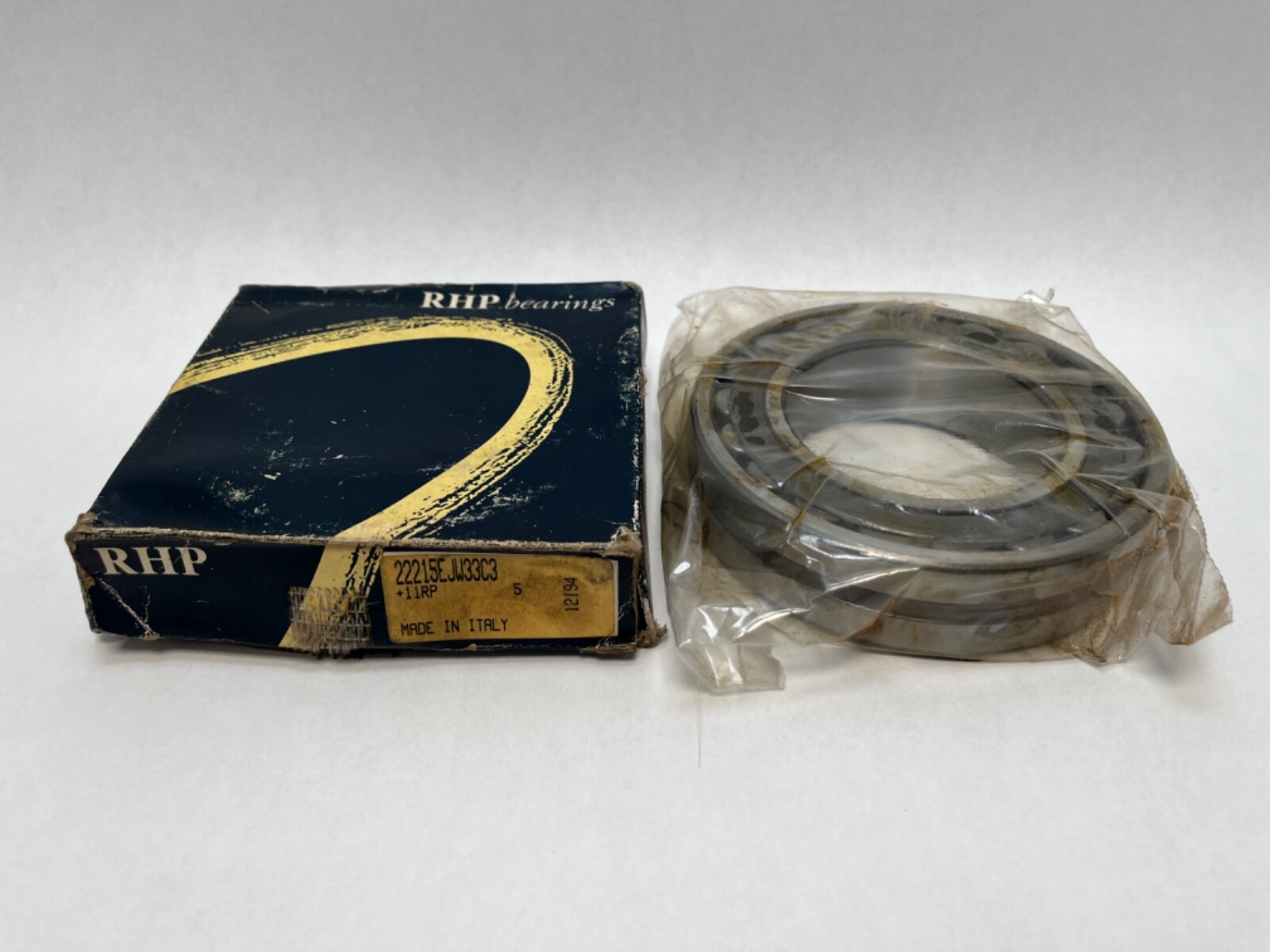 RHP 22215EJW33C3 Spherical Bearing 75x130x31 mm 22215E 22215-EJ-W33-C3 Italy