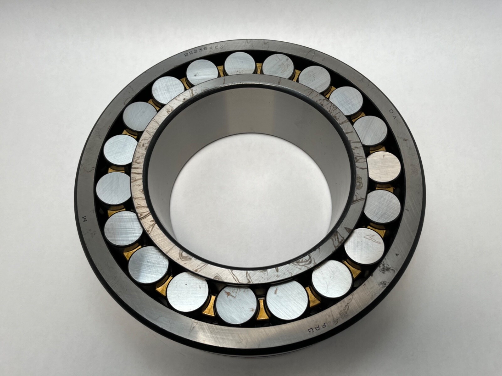 FAG 22236K.MB.C3 Spherical Bearing 22236-K-MB-C3-W33 180x320x86 mm