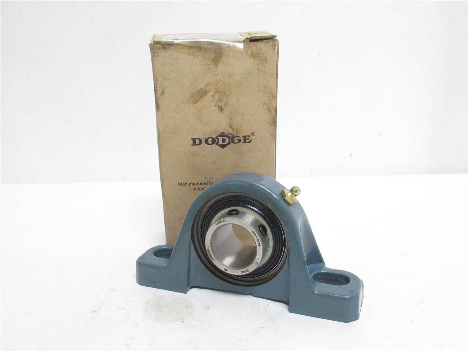 241317 New In Box; Dodge P2B-SC-103 Pillow Block Bearing 123809; 1-3/16″ID
