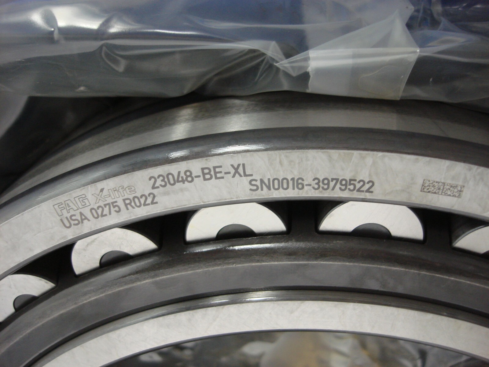 FAG X-Life 23048-BE-XL Spherical Roller Bearing OD 360mm ID 240mm Width 92mm