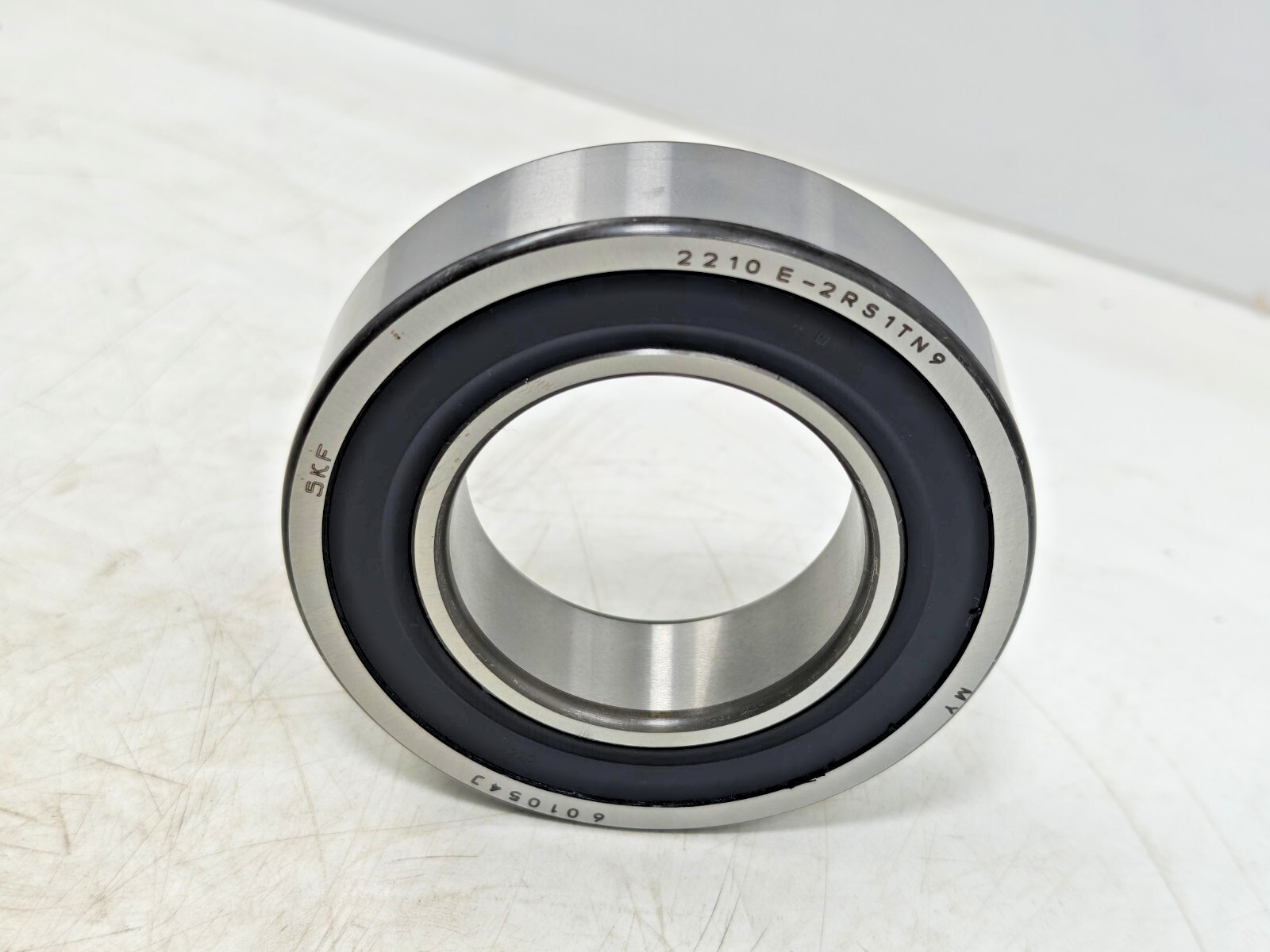 2210 E-2RS1TN9 SKF Double Row Self-Aligning Ball Bearing SKF 2210E-2RS1TN9