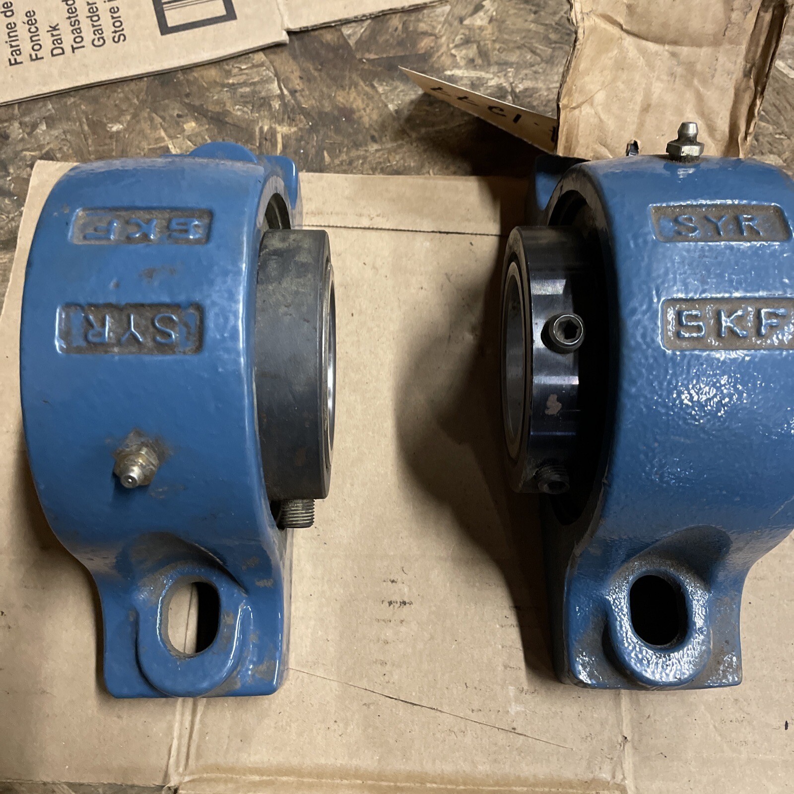 NOS PILOT BLOCK BEARING SET OF 2 SKF SYR 2.7/16 PILOT BEARING