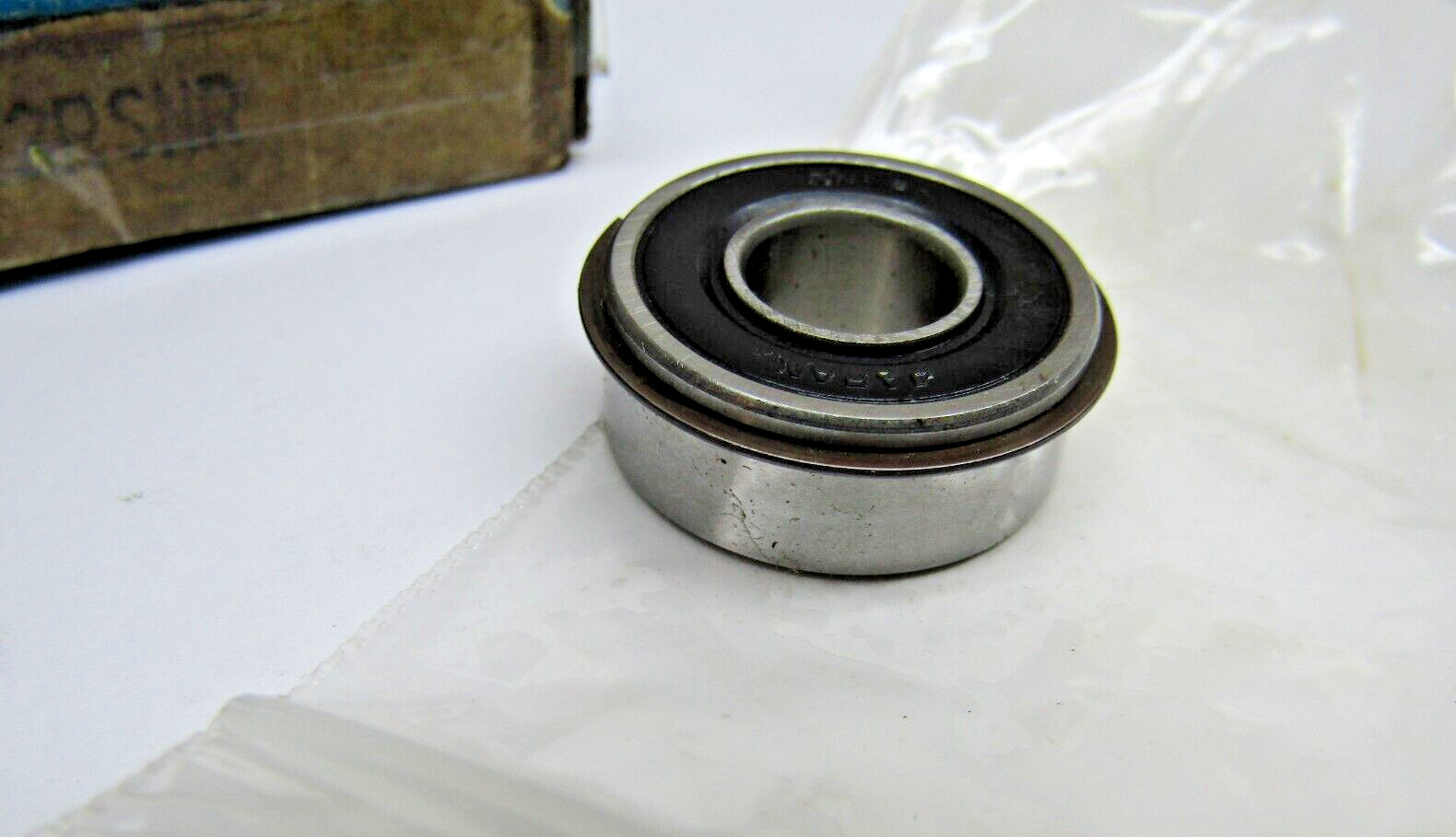 Gulf 1604-2RSNR 3/8″ X 7/8″ X 9/32″ Sealed Snap Ring Bearing Made in Japan