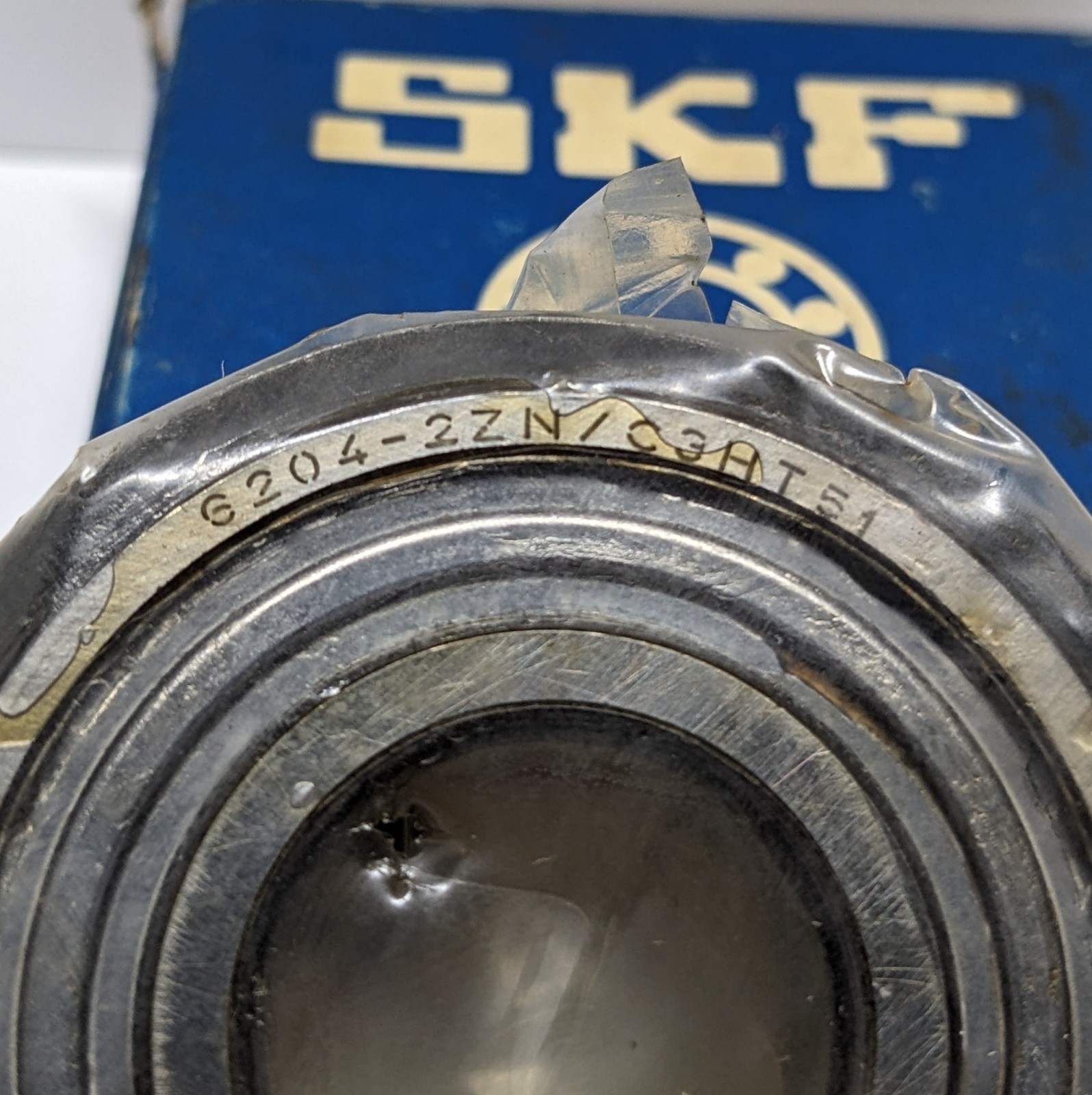 SKF 6204-2ZN Single Row Deep Groove Ball Bearing – NOS