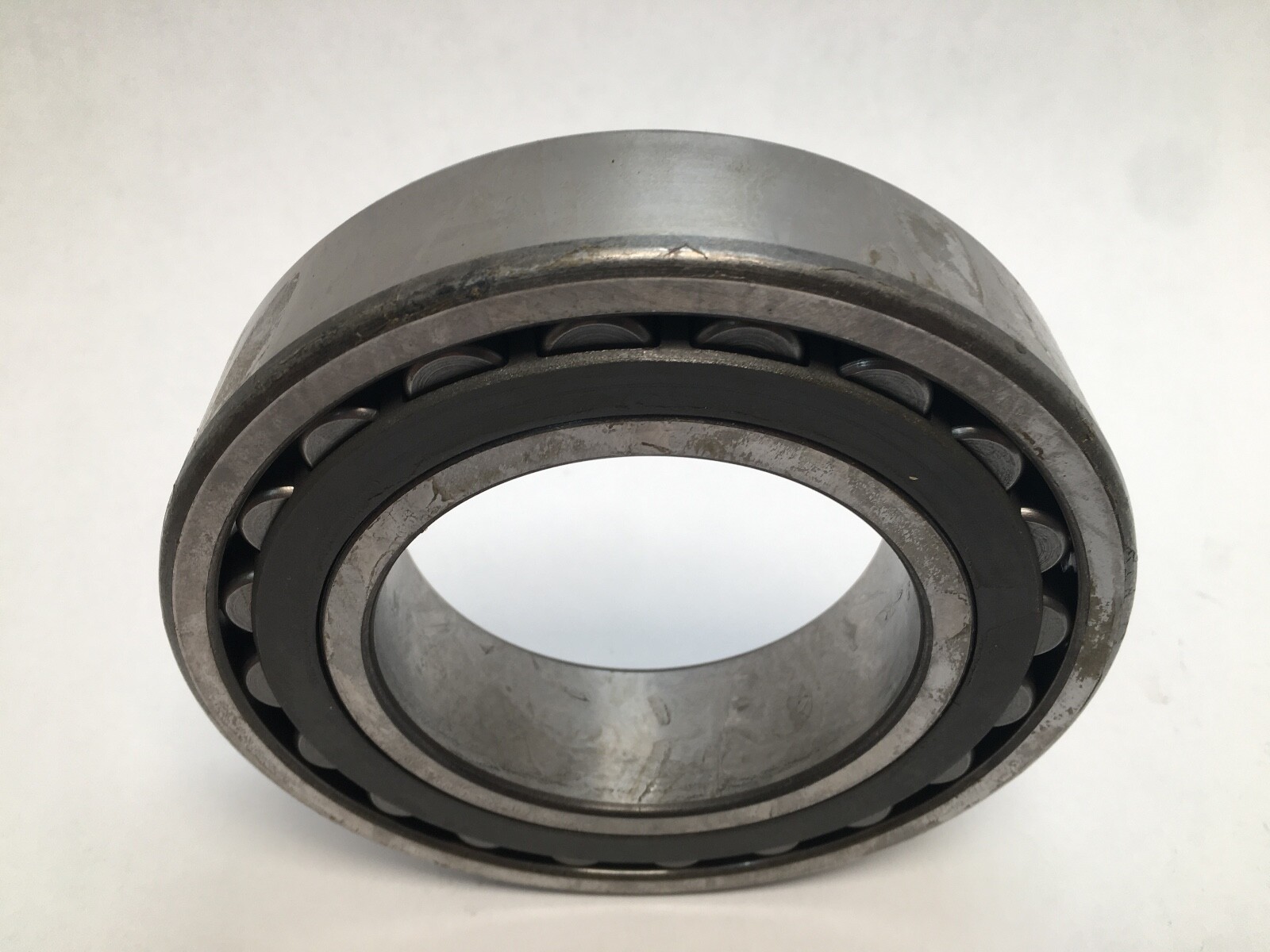 SKF 22216-CKJ-C3 Spherical Bearing 80x140x33mm 22216-C-K-J-C3 France
