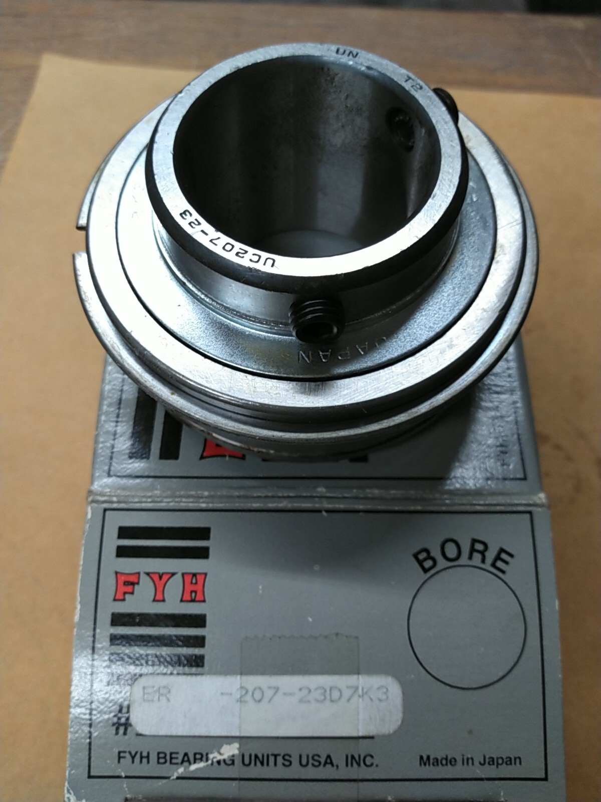 FYH ER207-23-ZZ Setscrew-Locking Bearings 1-7/16″ Bore 72mm OD Double-shielded