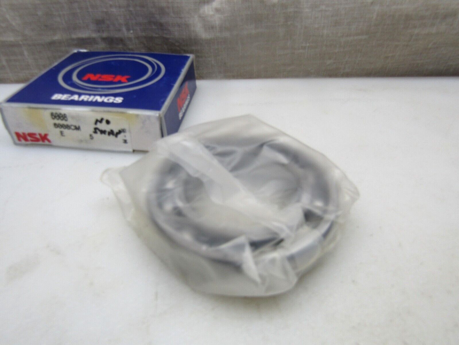 NSK England 6008 CM 40mm X 68mm X 15mm Open Bearing
