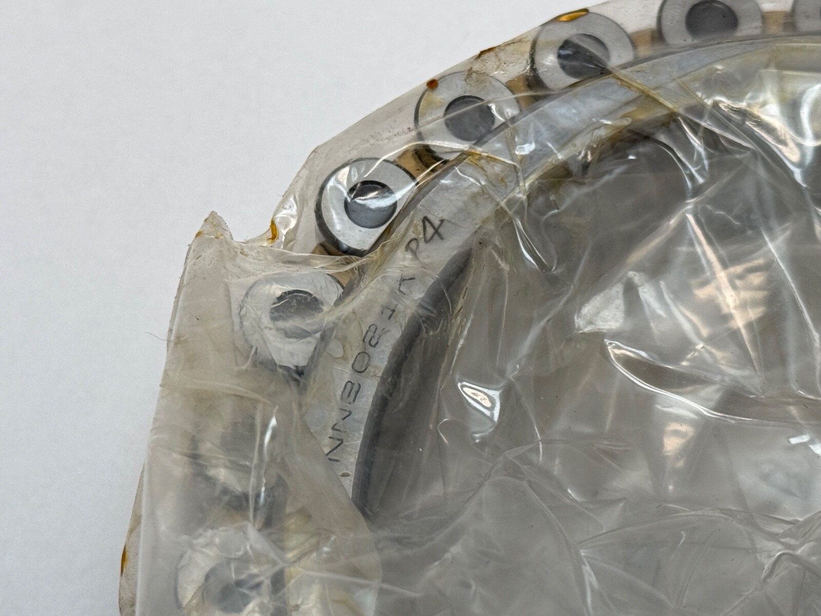 NSK NN3021KMBP4 Bearing NN3021 NN-3021-K-MB-P4 105 mm ID 41 mm W