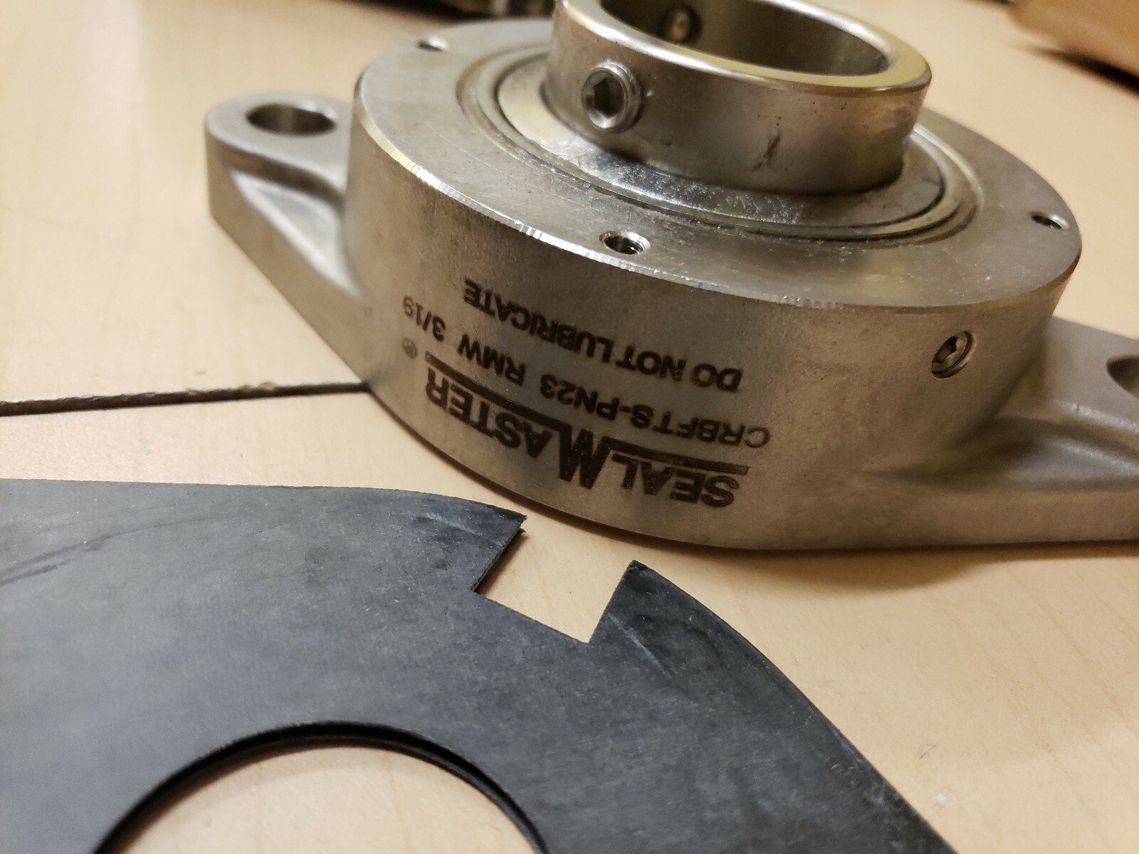 SealMaster CRBFTS-PN23 RMW Flange-Mount Ball Bearing 1 7/16″ SEE DESCRIPTION