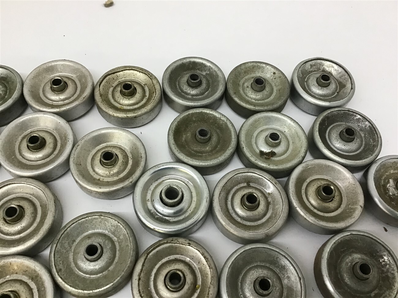 Conveyor Rollers 1 15/16″ OD x 1/4″ ID x 5/8″ Width lot of 45