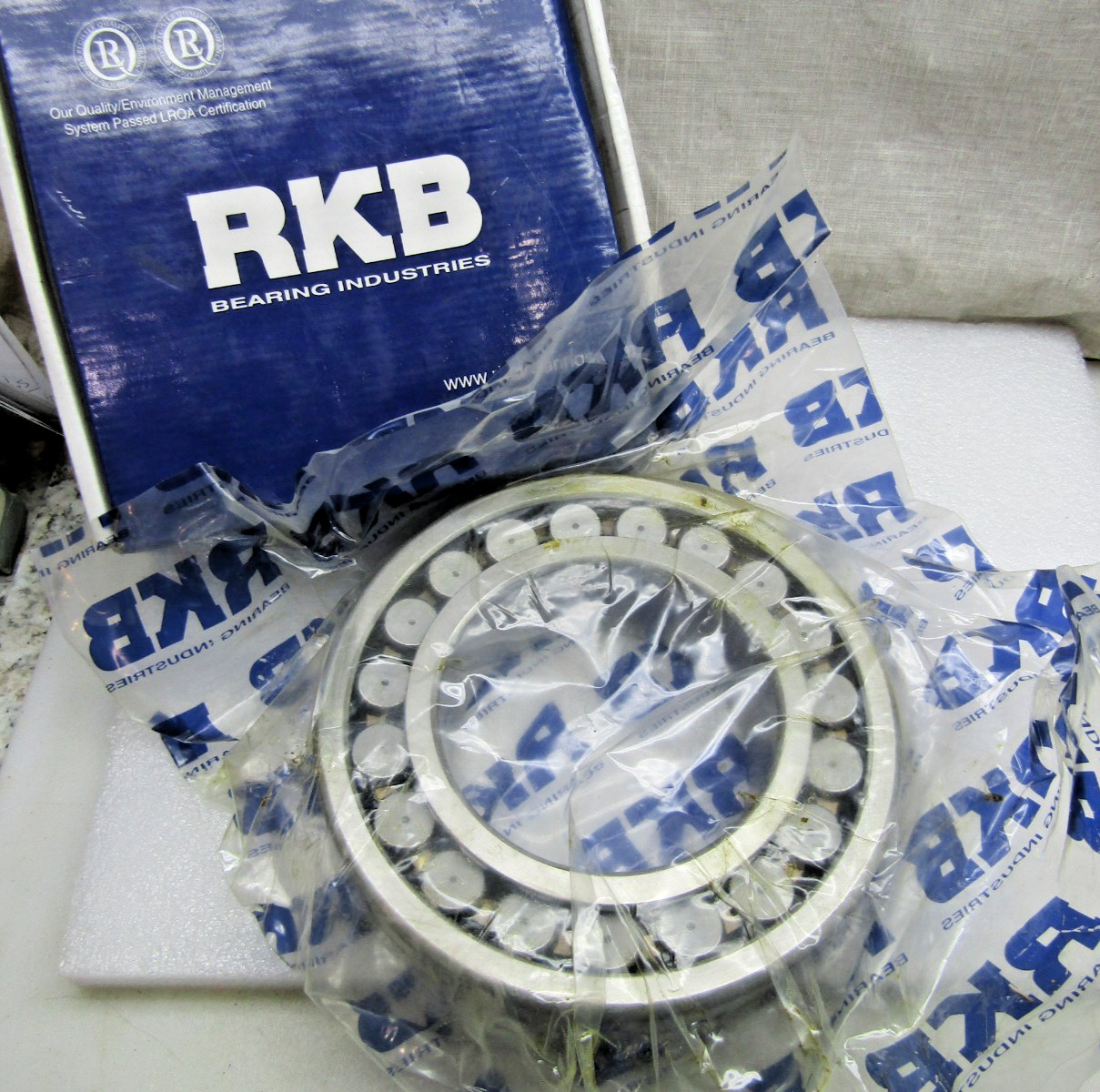 RKB Swiss 22220K CA C3 W33 100mm X 180mm X 46mm Spherical Roller Bearing