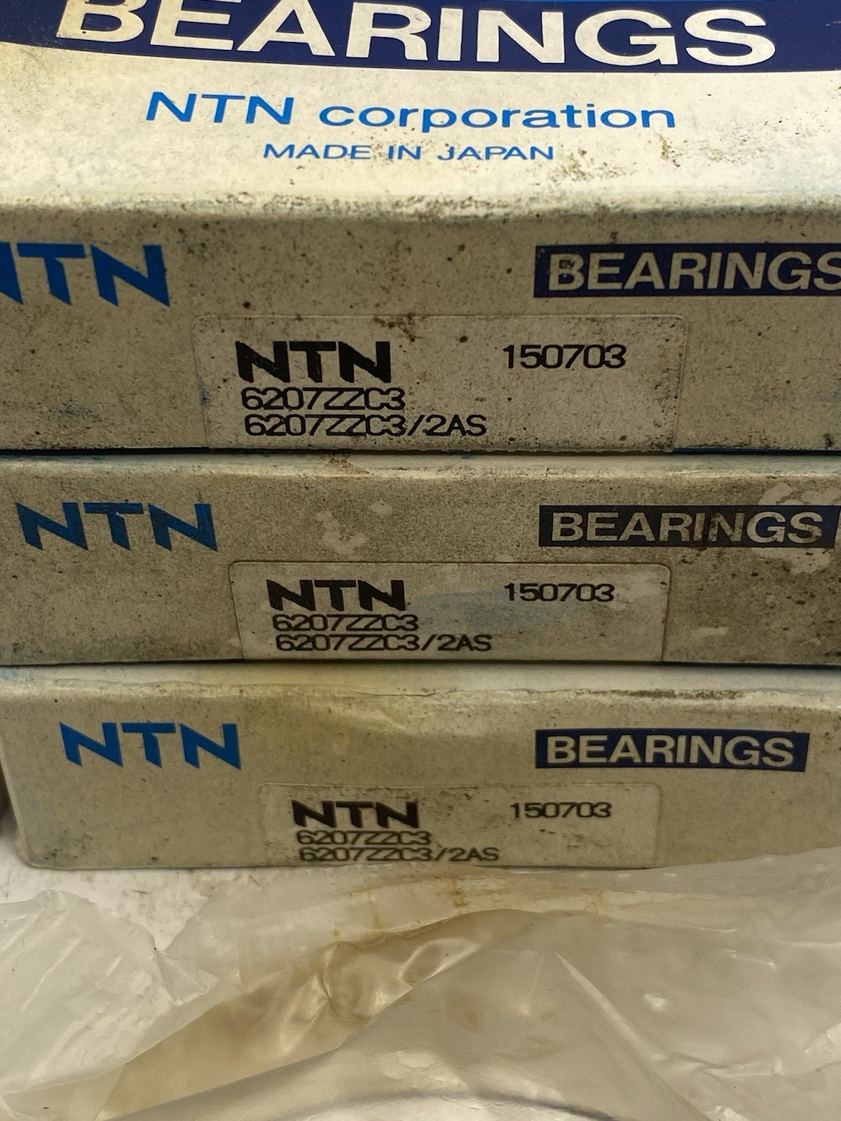 Lot Of 3 NTN 6207-ZZ C3/L627 BEARING WITH METAL SHEILDS 35X72X17 mm