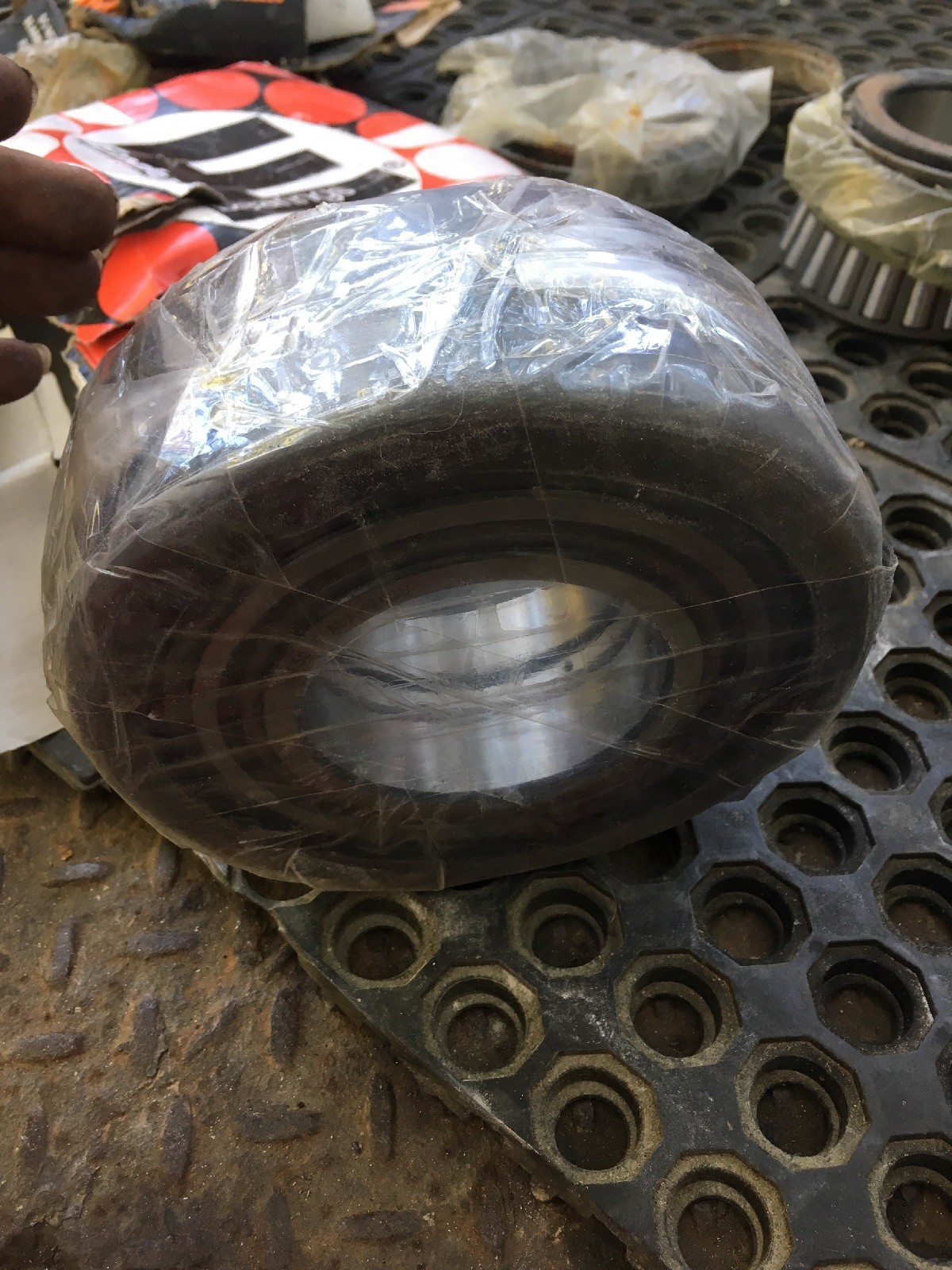 ENDURO MG 80 MM-1 80×174.65×60 NNF5016 ADA-2LSV Forklift Mast Guide Bearing