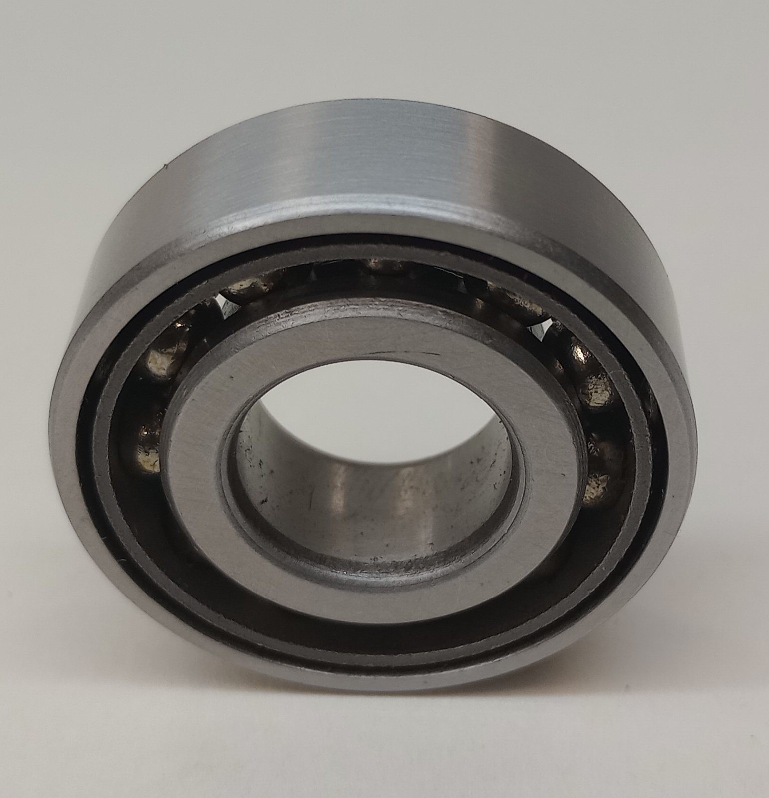 SKF 7202 B Angular Contact Ball Bearing 15mm ID X 35mm OD X 11mm W 7202B