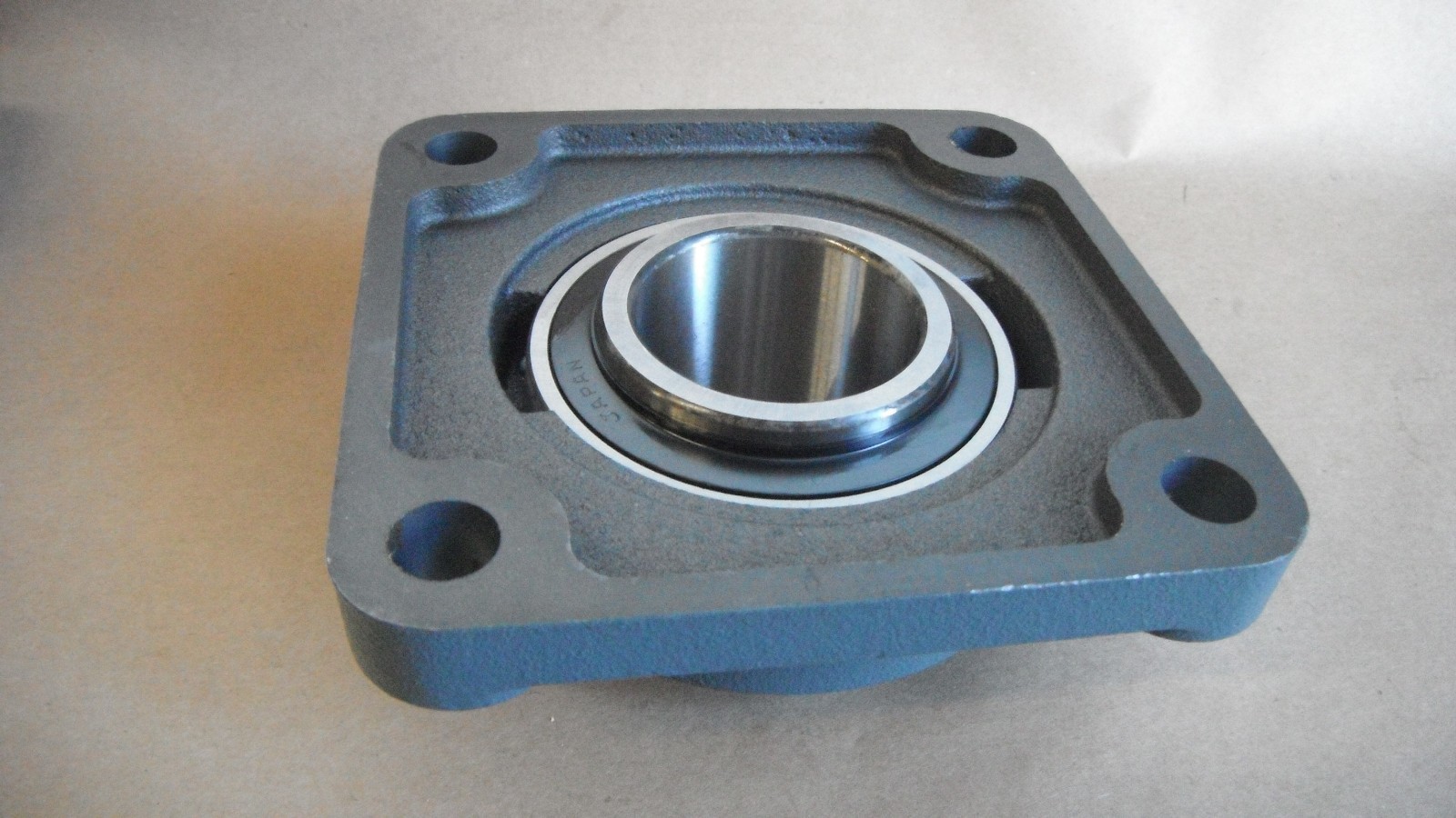 ASAHI/ AMI UCF210-31 Set Screw Locking Four-Bolt Flange Unit