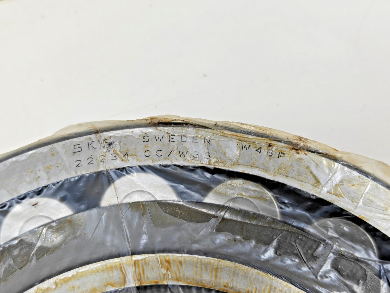 22234 CC/W33 SKF Spherical Roller Bearing SKF 22234CC/W33 Sweden 170x310x86mm