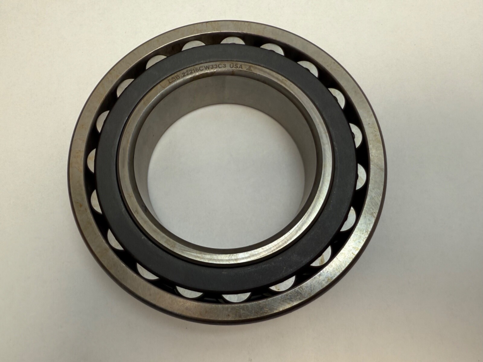 LSB 22216CW33C3 Bearing 22216-C-W33-C3 22216CC 22216CJ 22216CCJ 80x140x33 mm