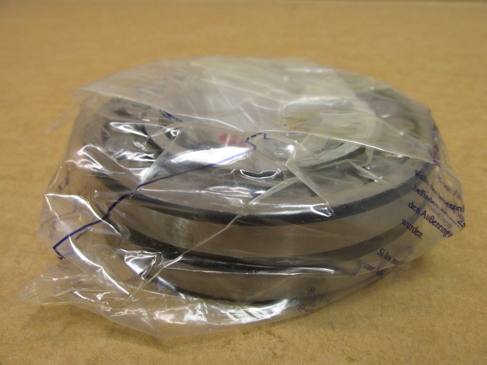 NSK 22212EAKE4C3 Spherical Roller Bearing 60x110x28mm 22212 K W33 C3 2212K Japan
