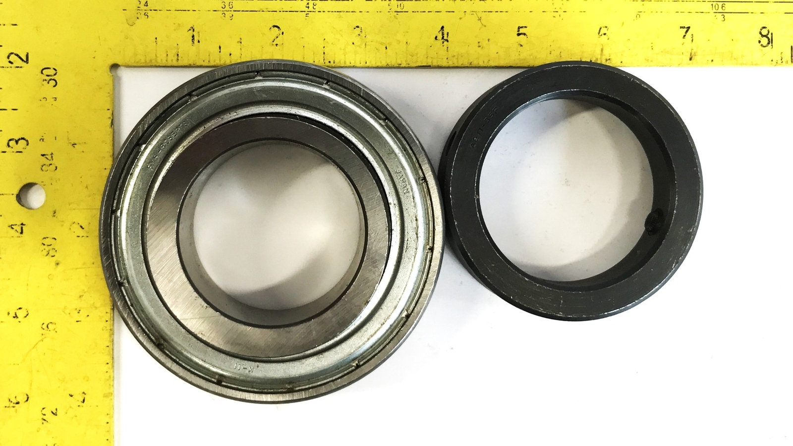FYH-Roberts Grooved Insert Bearing and Collar SA211-32F NOS